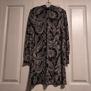 Le Château Vintage Grey & Black Paisley Print Minidress